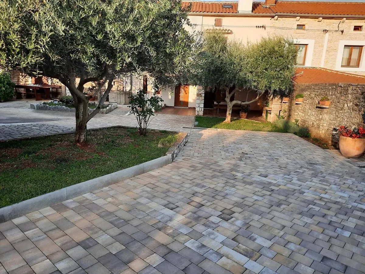Holiday Home Orihi Barban Croacia