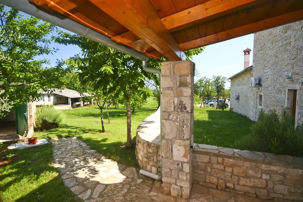 Holiday Home Orihi Barban Croacia
